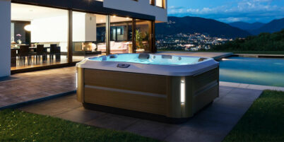 4 Person Hot Tubs for families