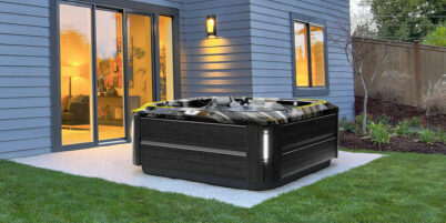 Large Hot tubs for families and friends