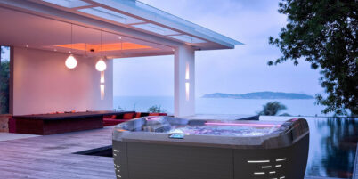 Jacuzzi J-500 Series Hot Tubs