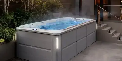 J-14 POWERPRO™ Swim Spa