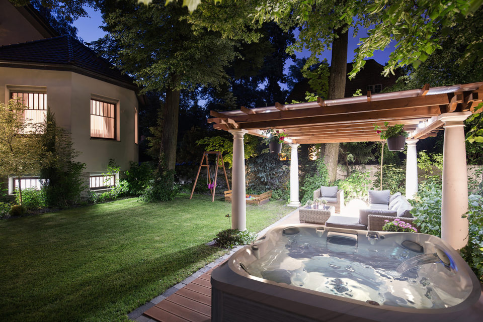 Hot Tub Studio - West Midlands