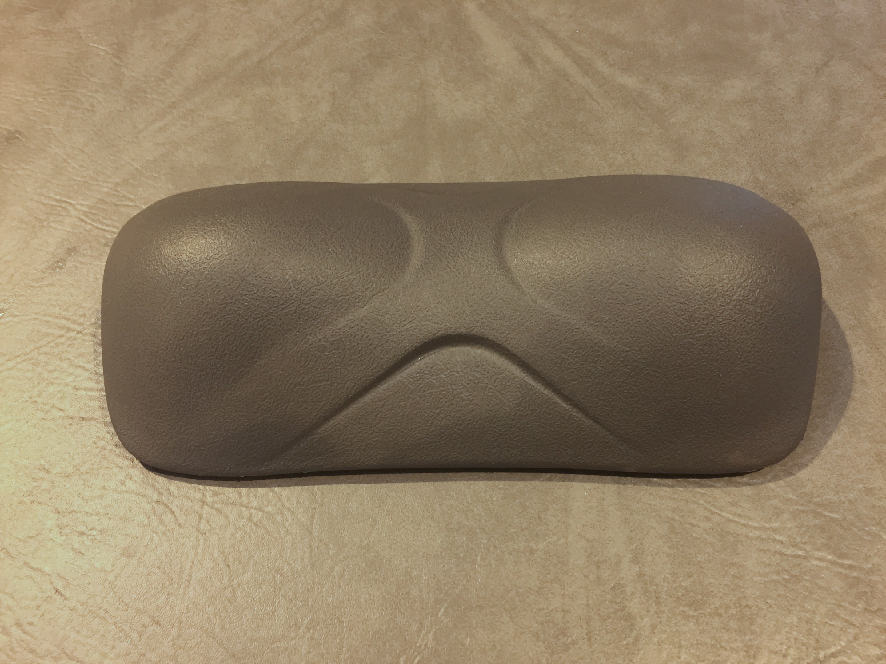 Olympic Spas Headrest Hot Tub Studio®